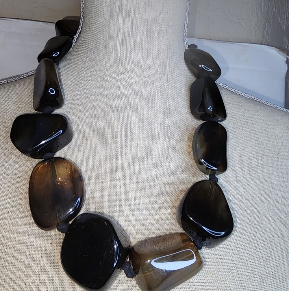 Chunky Rich Color Brown Stones Big Bokd Necklace